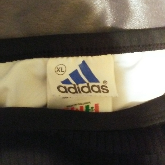 Adidas - Picture 2 of 4